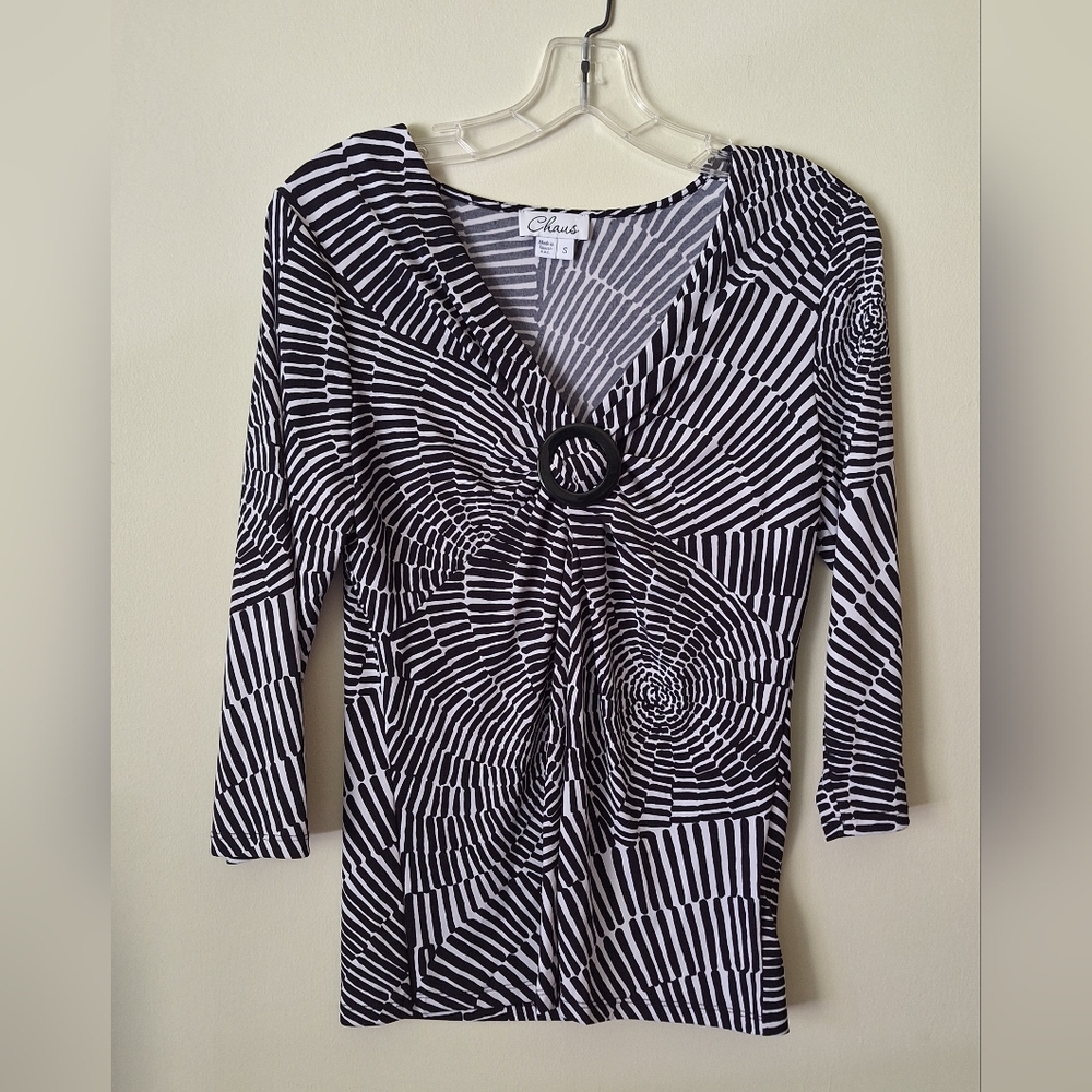 Chaus Soft Stretchy Top 3/4 Sleeves Black White Deep V-neck Print Shirt FLIRT💋
